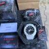 blanche fond noir packaging G-Shock Lunar Glow
